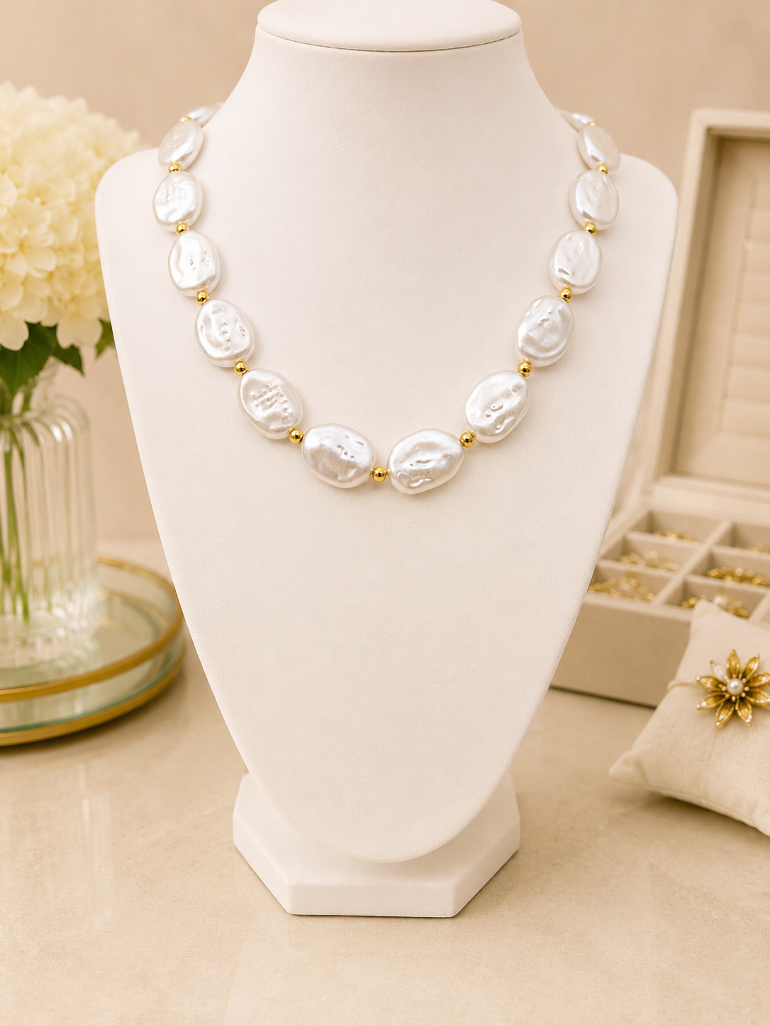 Ivory Pearl Elegance Necklace