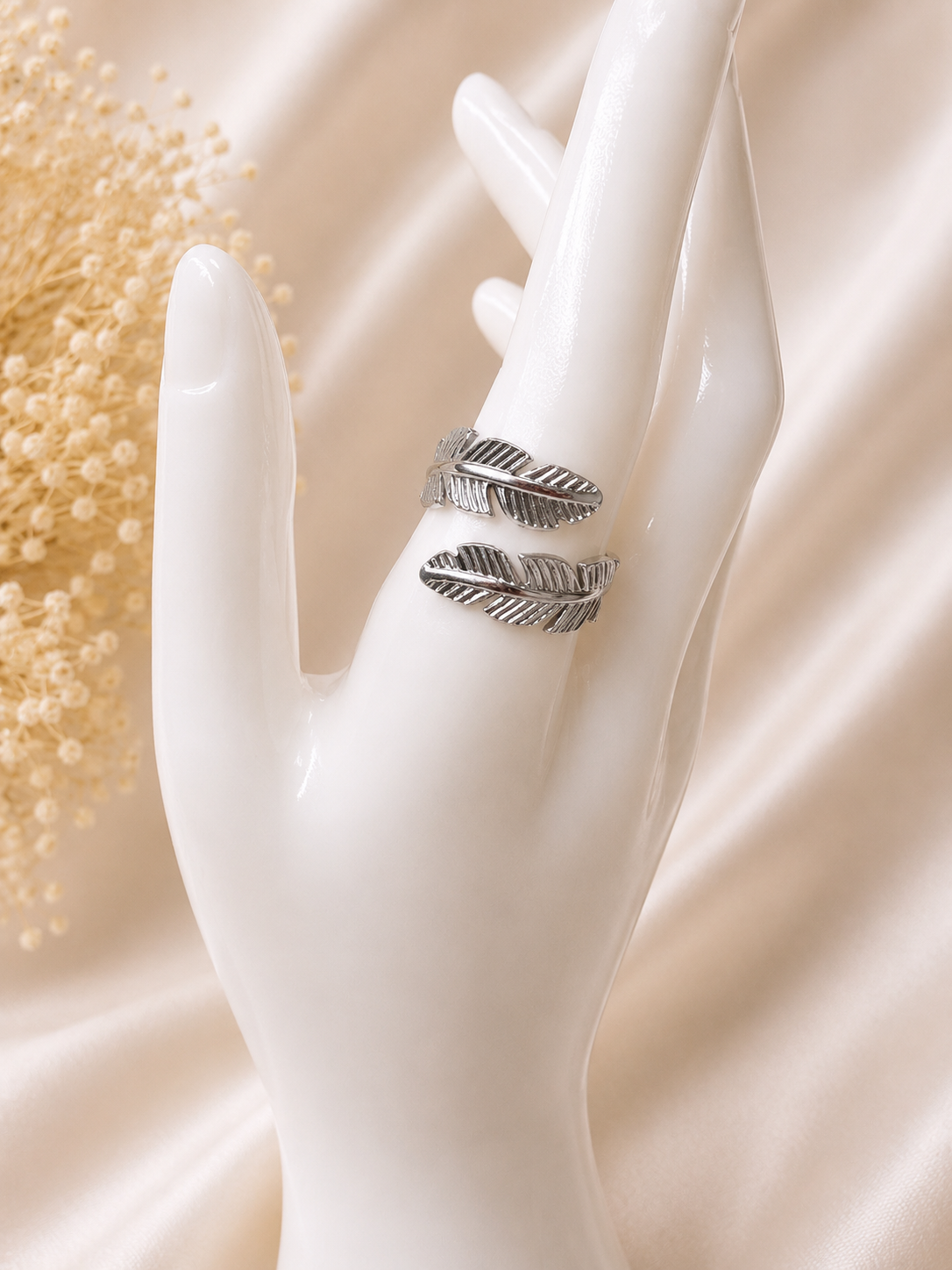 Feather Grace Ring
