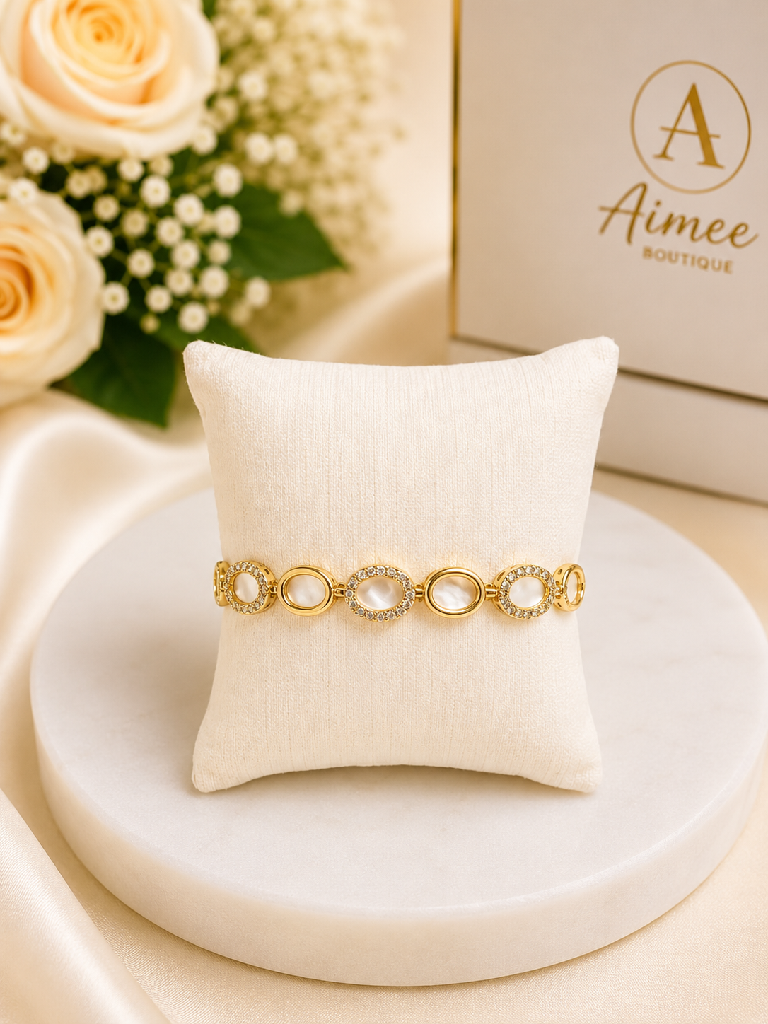 Pearl Glow Oval Bracelet