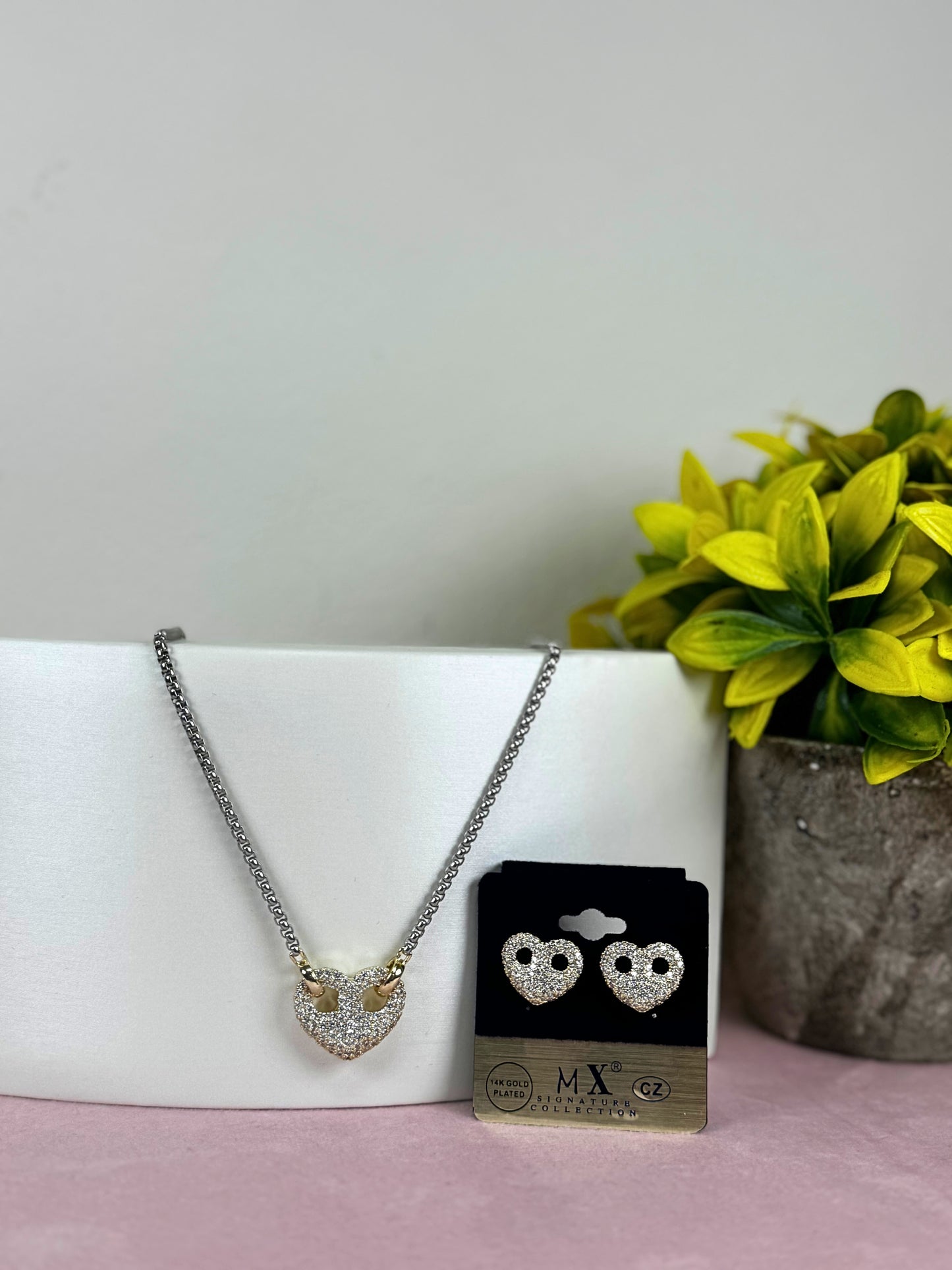 ✨ Sparkling Heart Necklace & Earring Set ✨