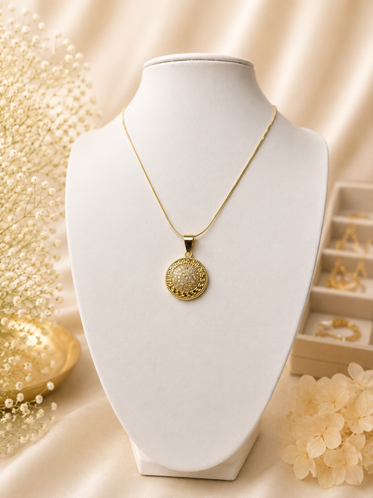 Golden Luxe Medallion Necklace