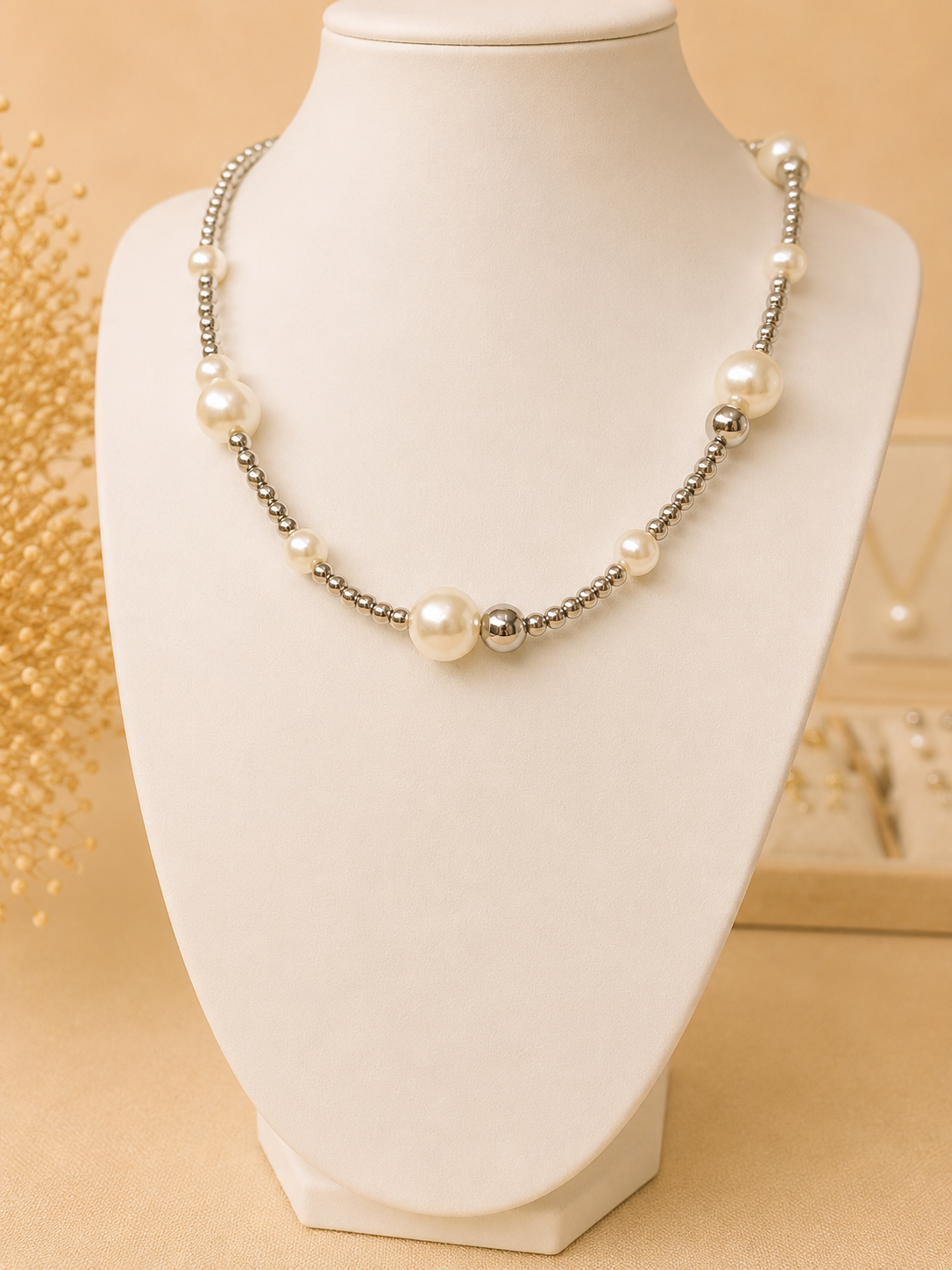 Silver Pearl Grace Necklace