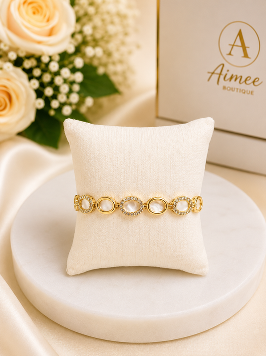 Pearl Glow Oval Bracelet
