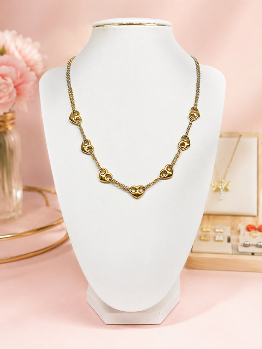Golden Linked Hearts Necklace 🤍
