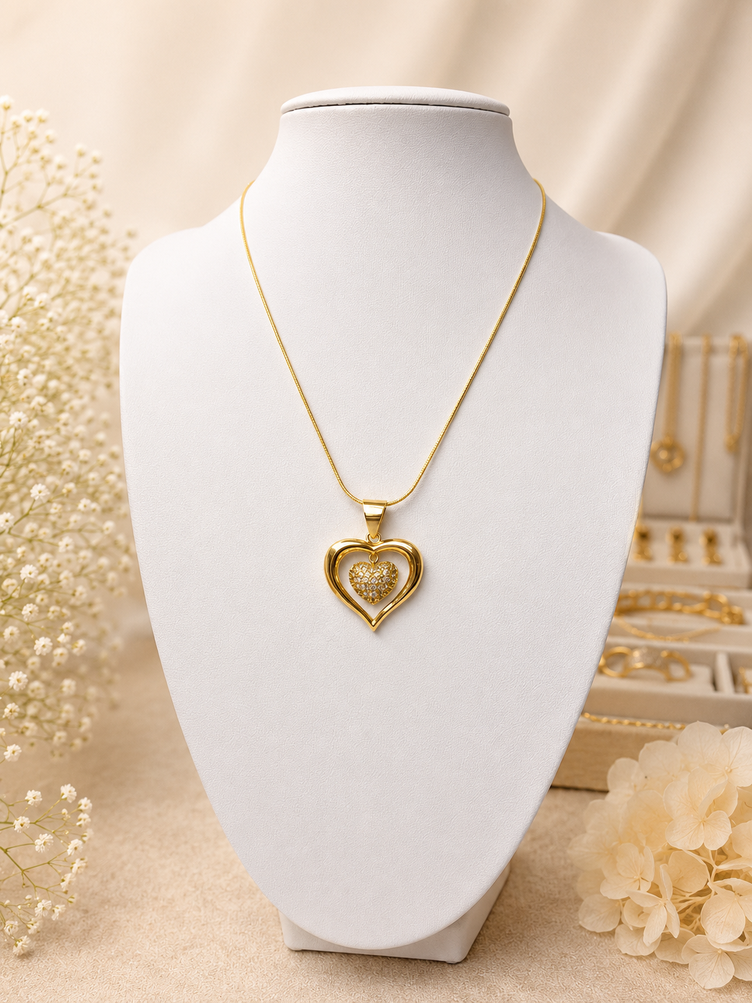 Golden Heart Glow Necklace