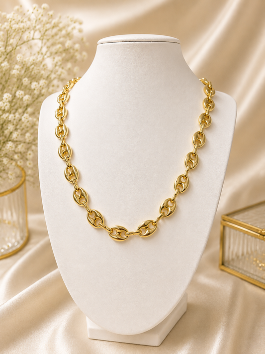 Luxe Link Statement Necklace ✨